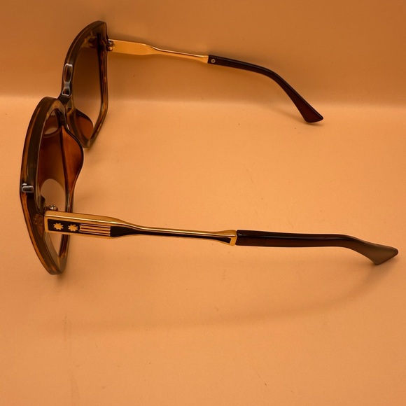 New-Tortoise Shell Sunglasses Cat Eye - Picture 2 of 4